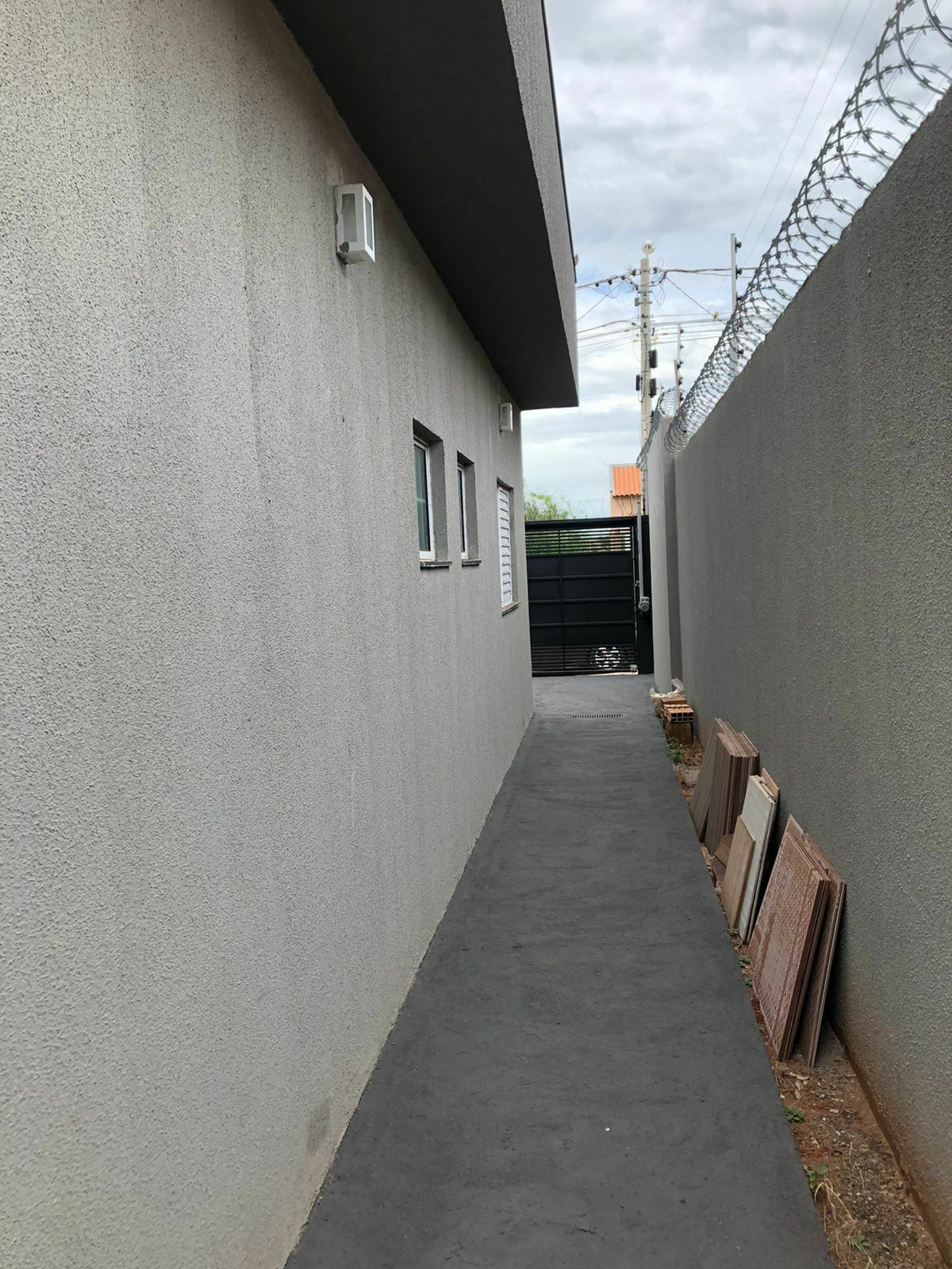 Foto Casa a venda Bairro Morada do Sol R$ 300.000,00 Foto Casa a venda Bairro Morada do Sol R$ 300.000,00 - Imagem 1