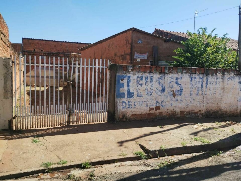 Terreno a venda Bairro Solo Sagrado R$ 80.000,00